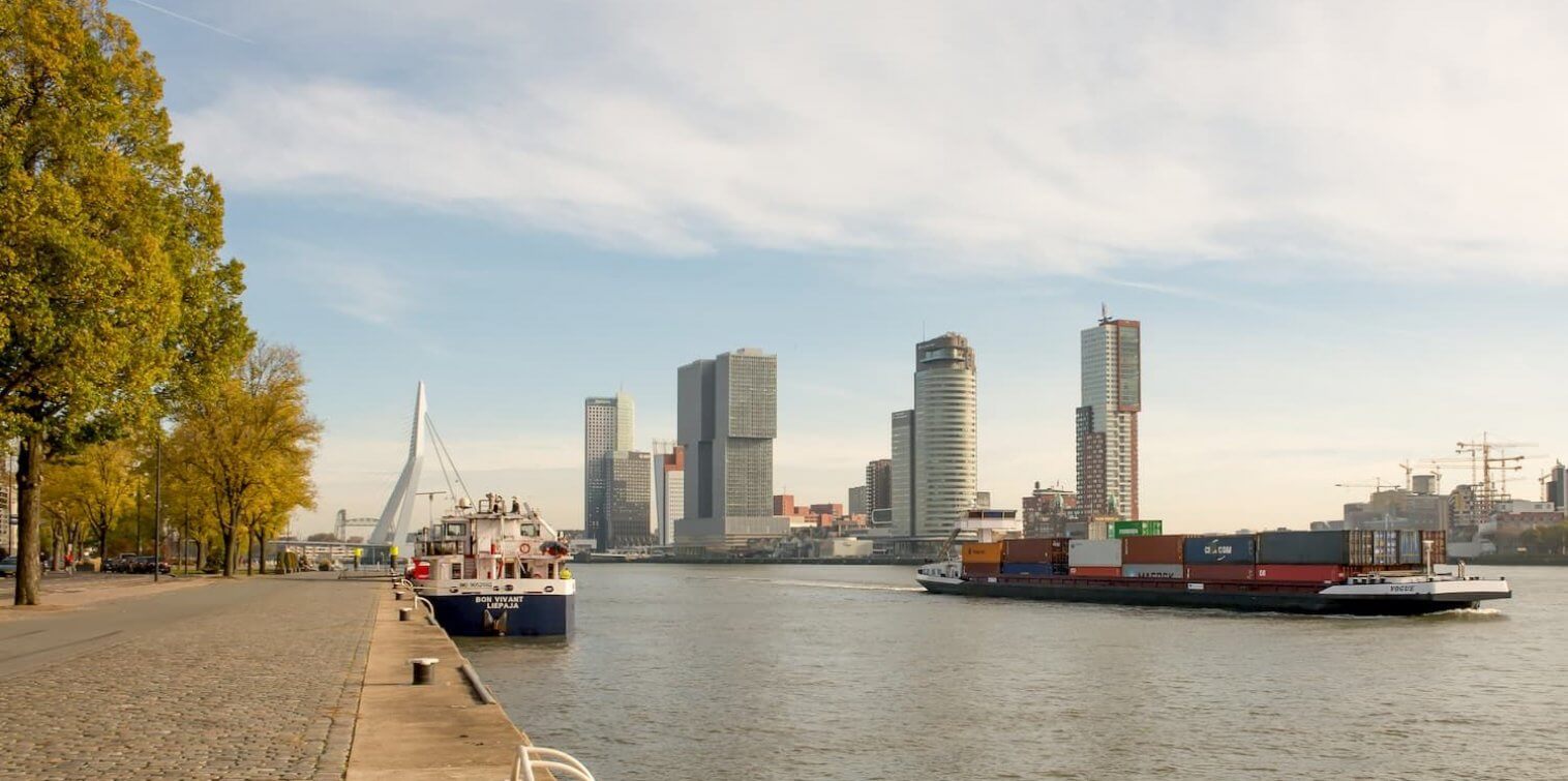 Participants in mobile shore-based power pilot project announced