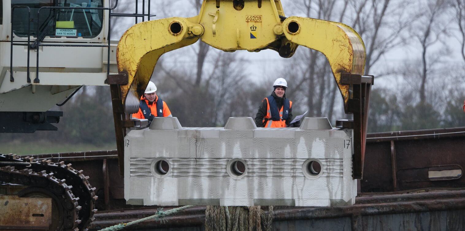 Rotterdam Reef Successfully Installed for Nature and Shoreline Protection