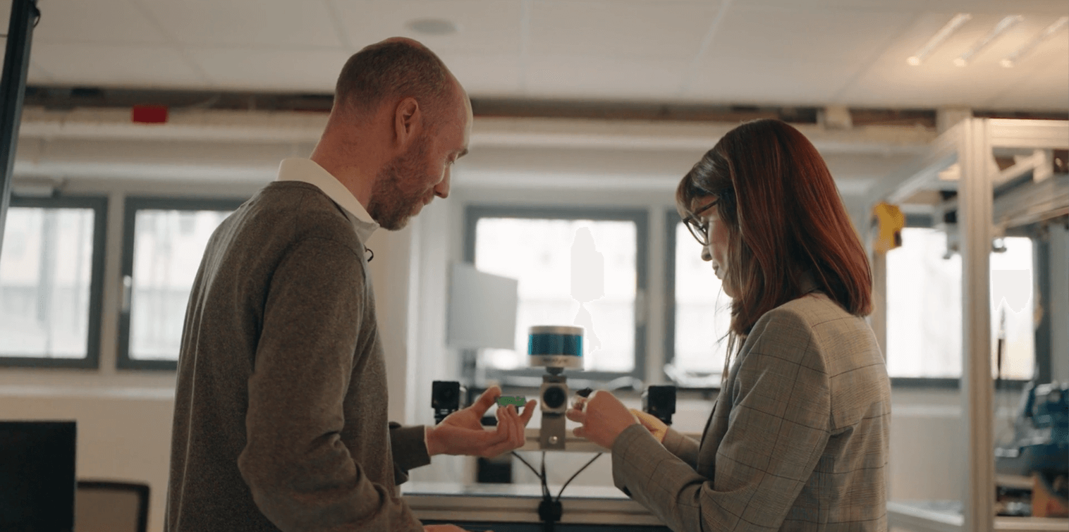 A Broad Perspective on Smart Shipping: shaping the future of autonomous shipping together